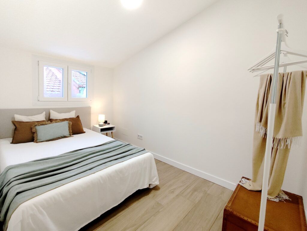 Dormitorio con Home Staging en Tetuán